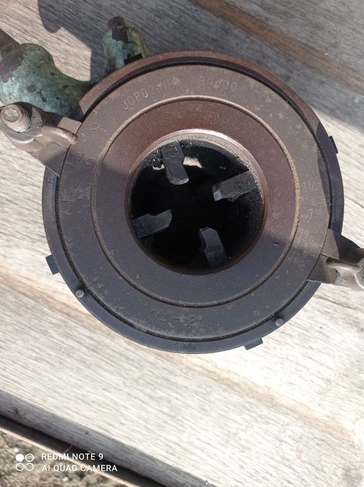 Плашка с менгеме