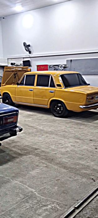 Ваз 21011 год выпуска 1978 свет апельсин