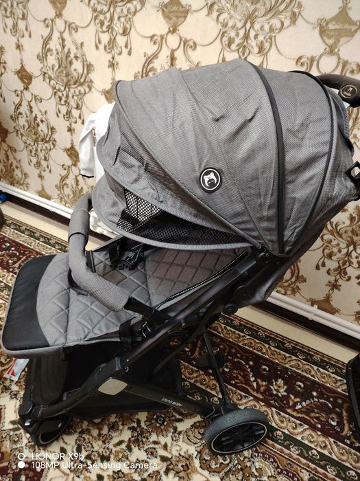 Детская коляска в отличном состоянии