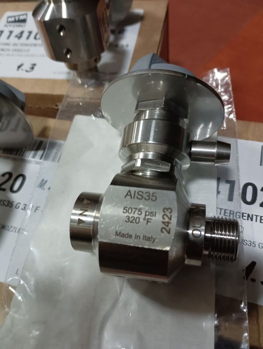 Инжектор за турбо пяна