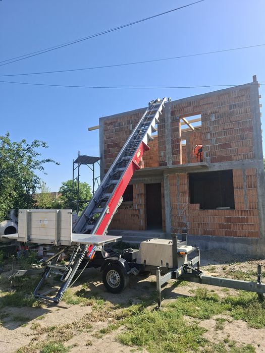 Vand/Inchiriez  lift exterior,construcții