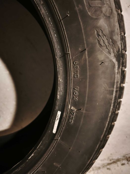 Гуми Bridgestone 235/60/18 107w