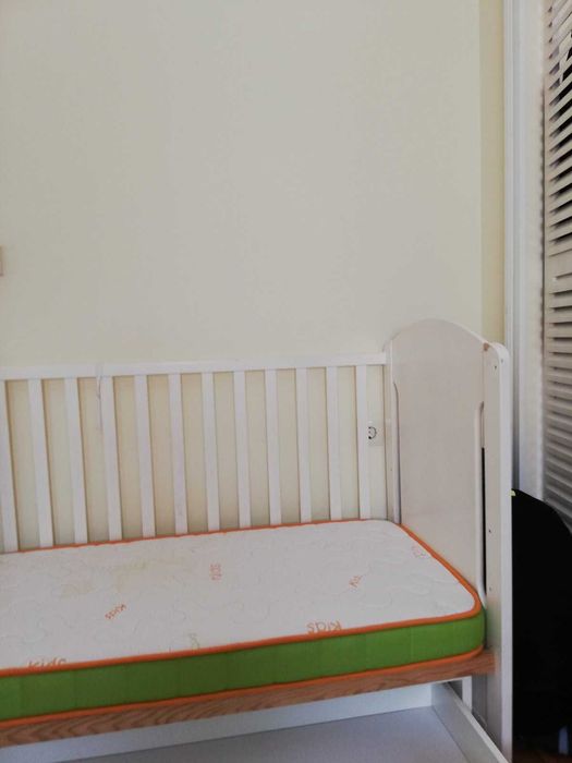 Легло Arborio с люлеещ механизъм и подарък матрак