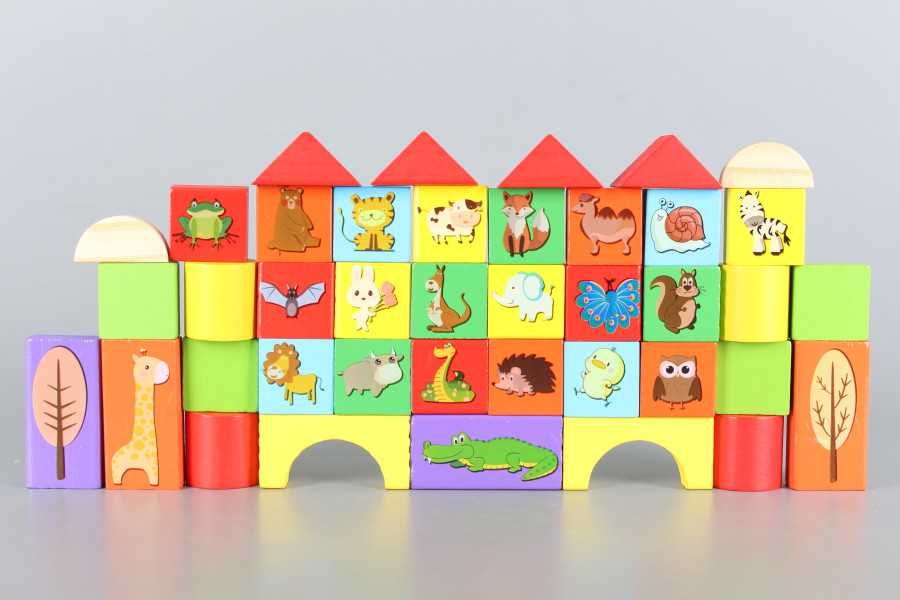 Дървени блокчета в кутия - 40 броя