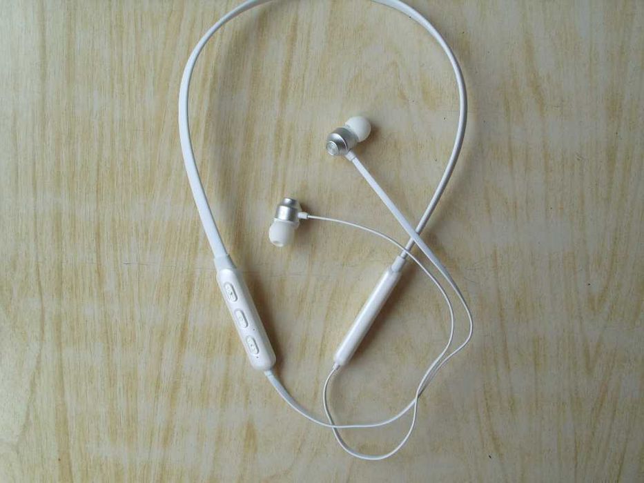 Безжични Bluetooth спортни слушалки Smorss