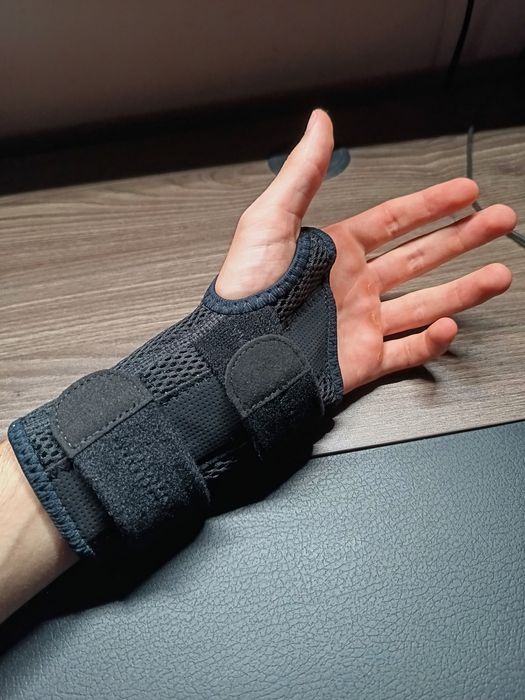 Mueller Bretea de incheietură cu accesorii