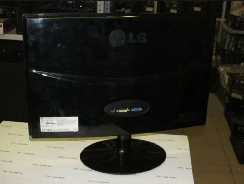 Монитор LG E 2240ST