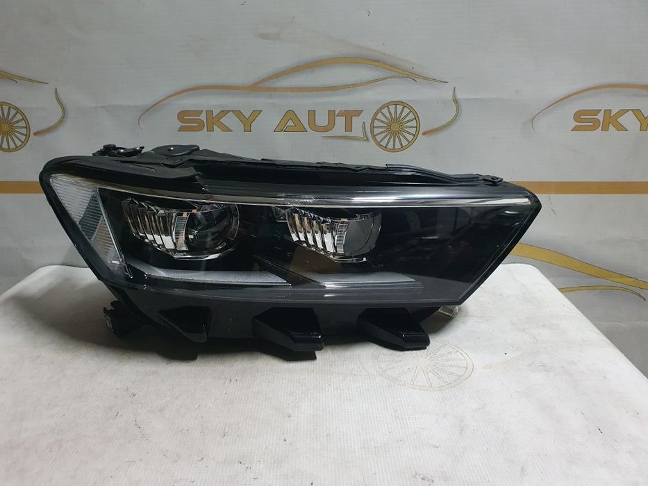 Far dreapta full led VW T Roc dupa 2017 cod 2GA941036H