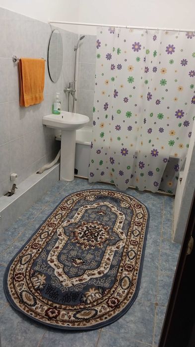 Тәулігіне бір бөлмелі пәтер жалға беріледі