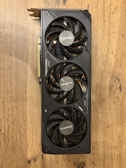 Placa Video RTX 5070 12GB Gigabyte- ca noua