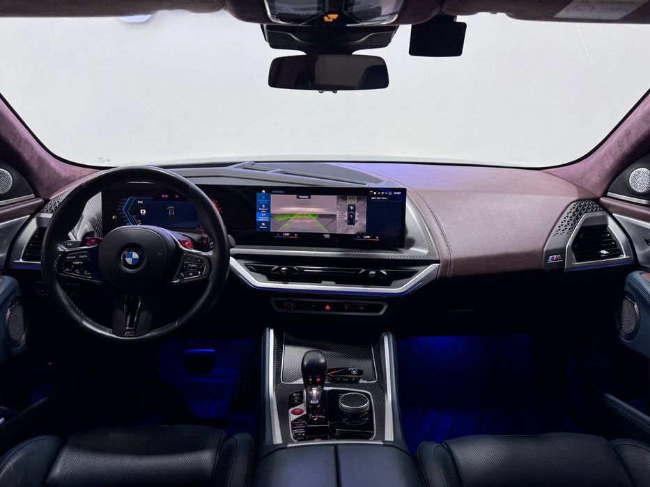 BMW  XM  sotuvda