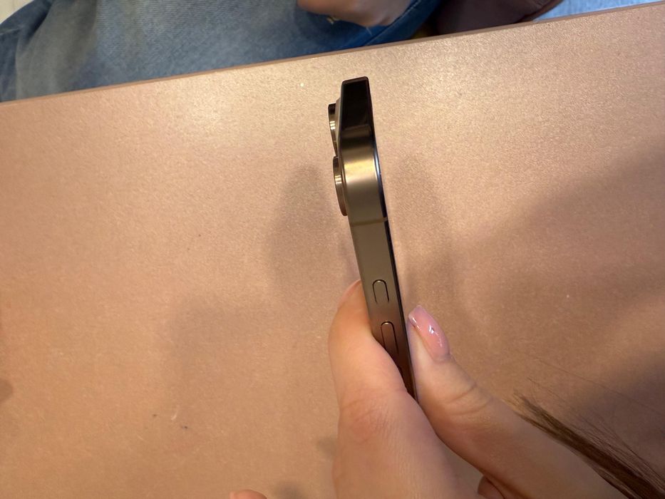 Iphone 16 pro inca cu garantie