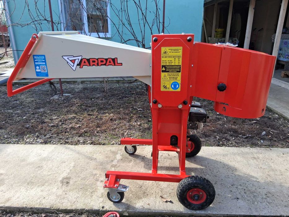 Tocator  crengi  AM-80 BD, ARPAL , MOTOR 7 CP, diametru max.80 MM