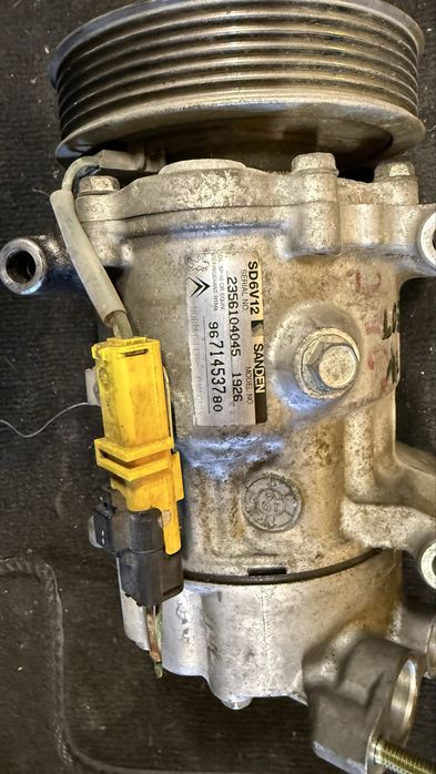 Компресор Климатик / Peugeot 206+ / 1.4 HDi / Пежо / Ситроен /