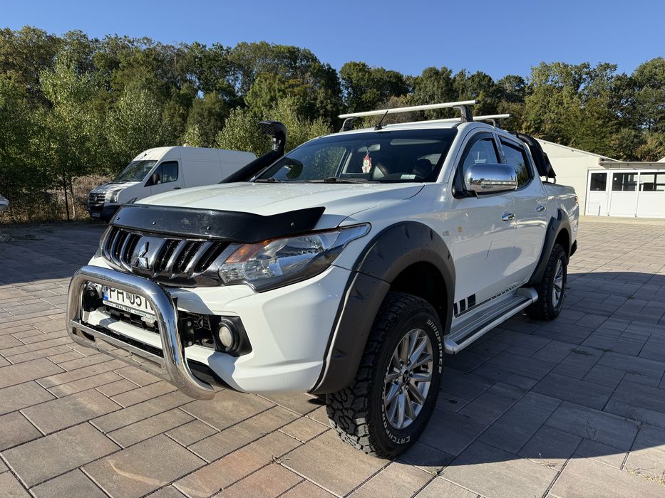 Mitsubishi L200 impecabil