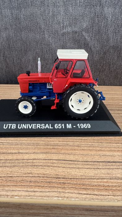 Macheta UTB 651 M