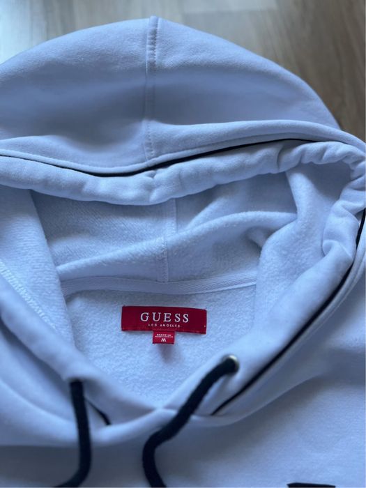 Hanorac GUESS alb, marimea M