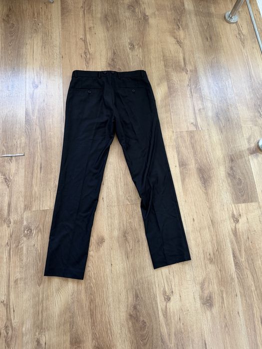 Pantaloni eleganti (nu sunati)