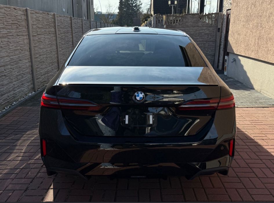 Usa stanga/dreapta, fata/spate, spate complet - BMW G60 M-Paket