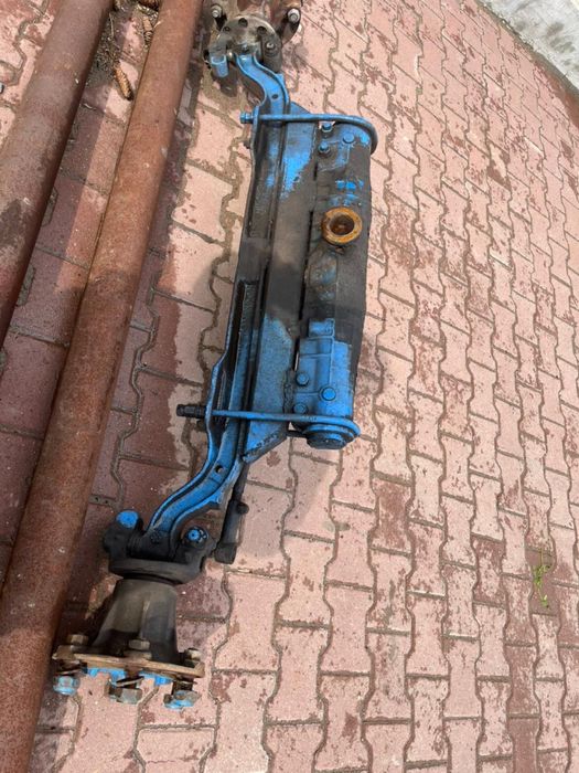 Передний мост на трактор