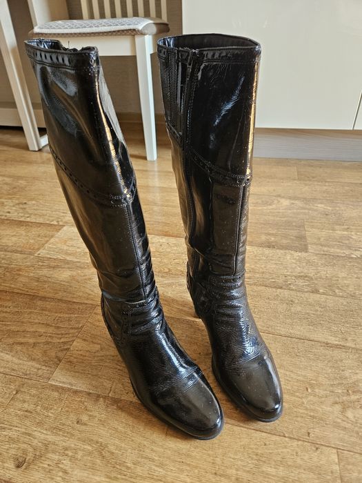 Продам женские сапоги 40размер