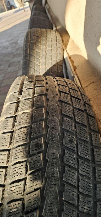 Продам зимнию резину