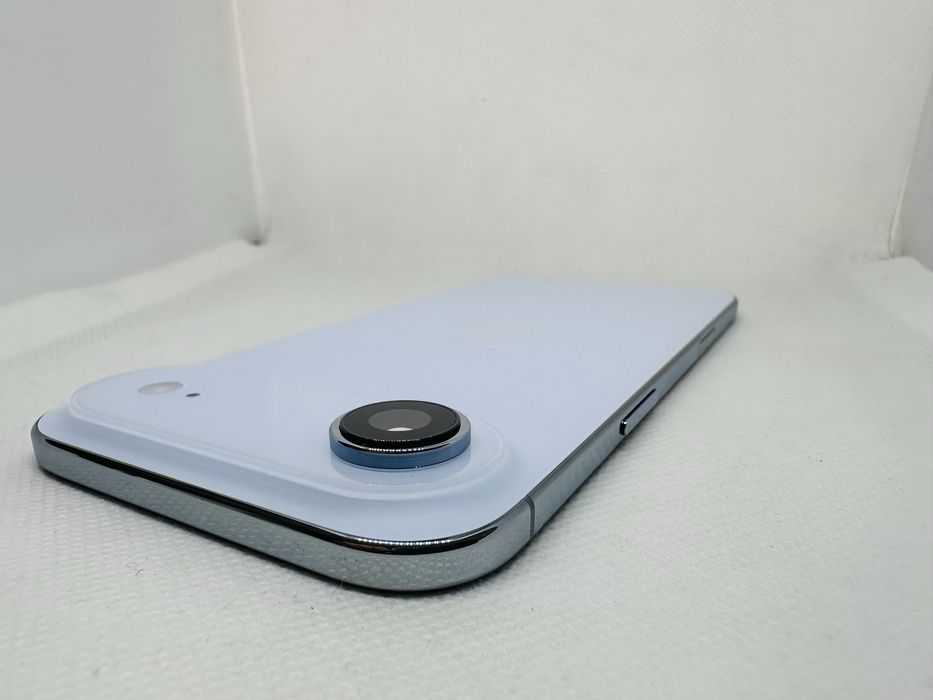 *Нов* Apple iPhone 17 Air 256 GB Sky Blue Unlocked