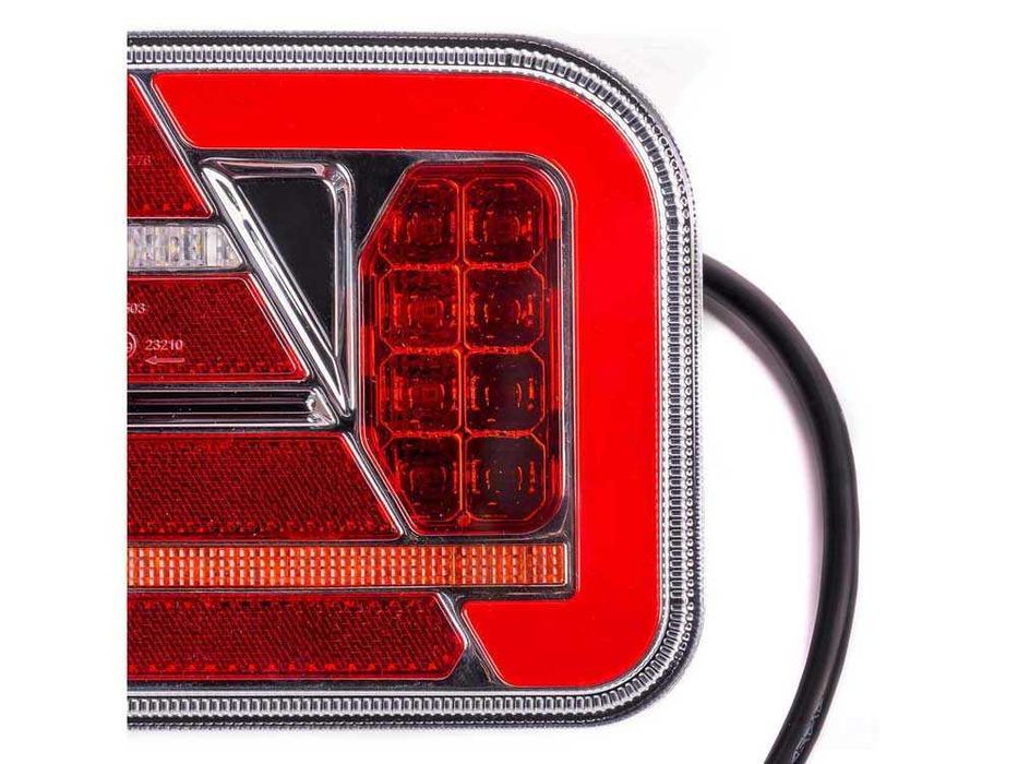 LED стоп за ремарке 12–24V – комбиниран с динамичен мигач