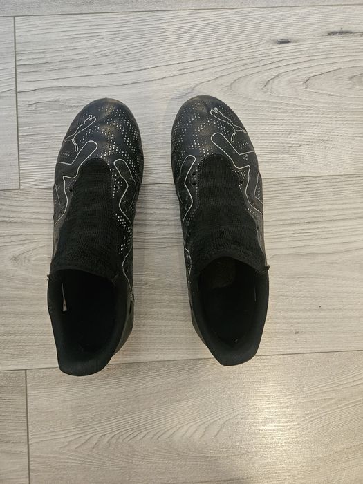 Ghete fotbal Puma, marimea 38