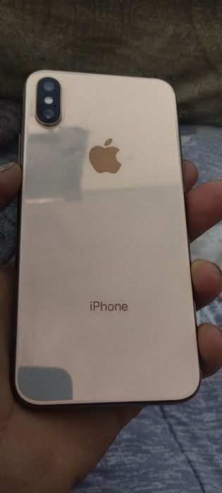 iPhone xs голд продам 64гб