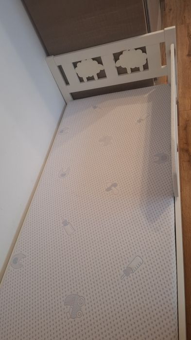 Pat pentru copii dimensiune 70  ×160 !
