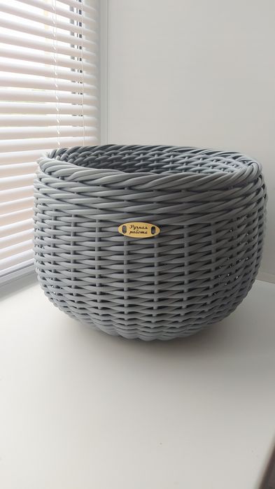 Кашпо, корзинки из ротанга