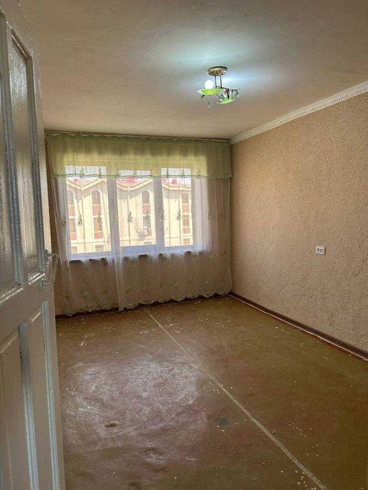 Yaqinda remont qilingan toza uy, Oila qòyiladi