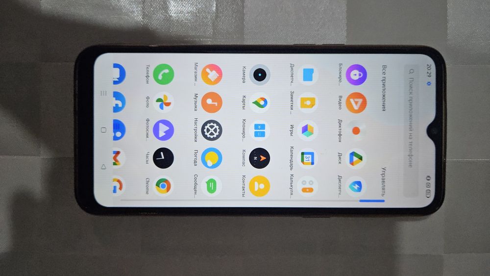 Продам телефон Realme 6i