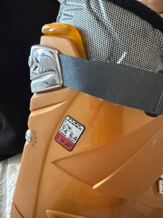 Горнолыжные ботинки HEAD