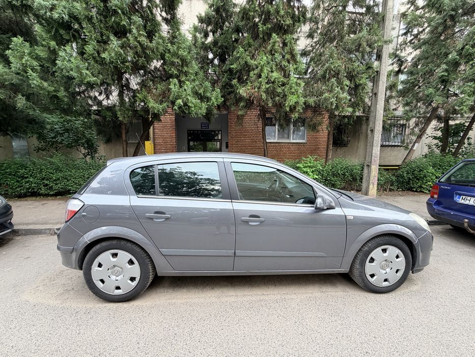Opel Astra H 1.7
