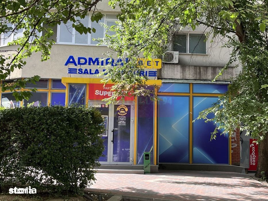 Vând spațiu comercial in zona Titan