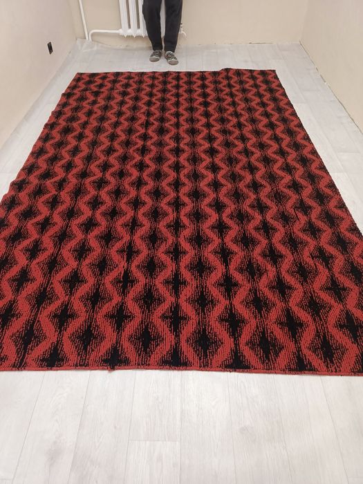 Продам палас 2х3