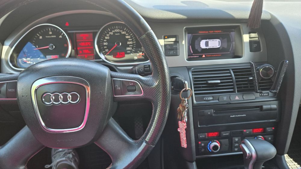 Audi Q7 s line 2010г