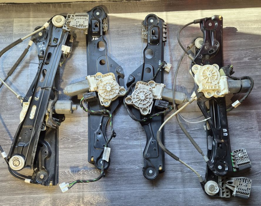 Стъклоповдигачи мерцедес W211