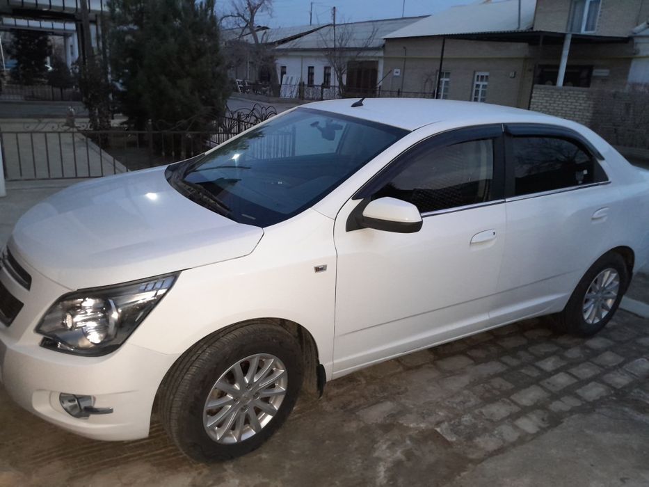 Продаётся шевролет кобальт