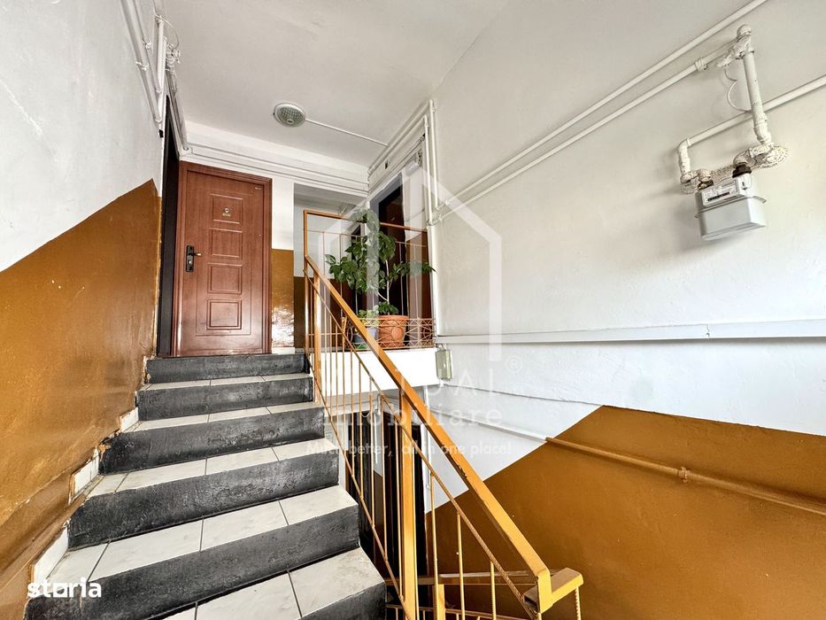 Mansarda cu 3 camere, 39mp utili+pod amenajat 25mp, balcon, V. Aaron