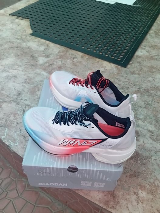 Кросовки Jordan Strong Wind 4 PRO