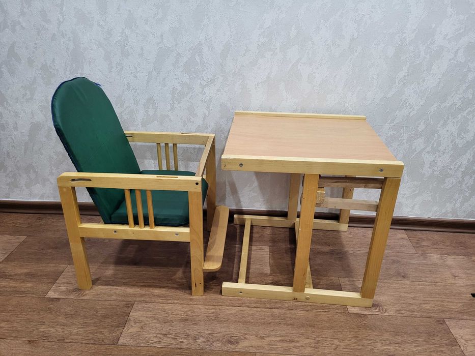 Продам детский стол со стульчиком