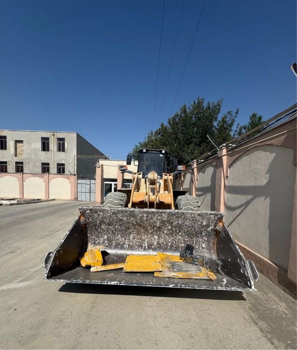 Pogruzchik arenda 3 kublik