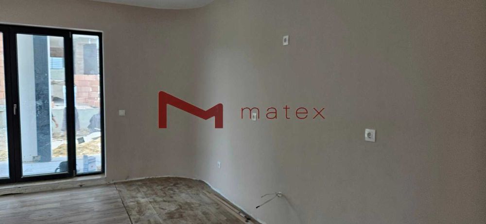 Продава се Тристаен апартамент в Варна, м-т Траката - 118 кв.м за 1568 €/кв.м - Снимка #7