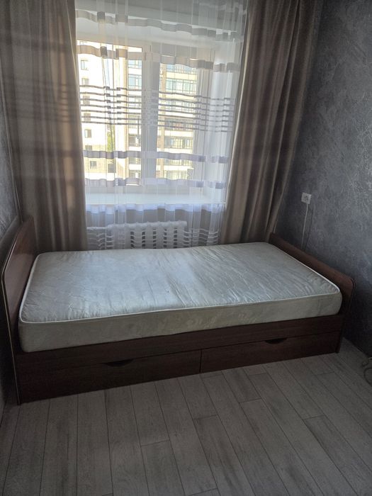 Продам Кровать 200х100