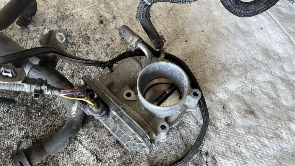 Toyota Yaris 2 дросел