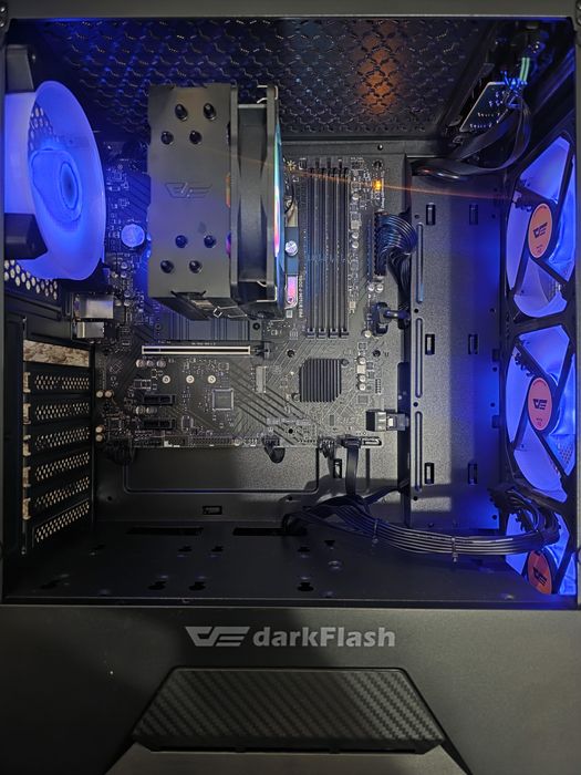 Core i7 12700F. MSI B760