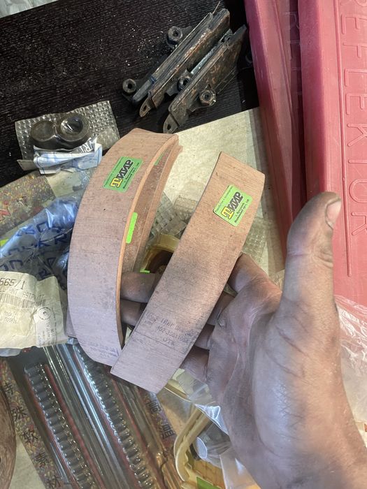 Части за ретро автомобили главно за москич